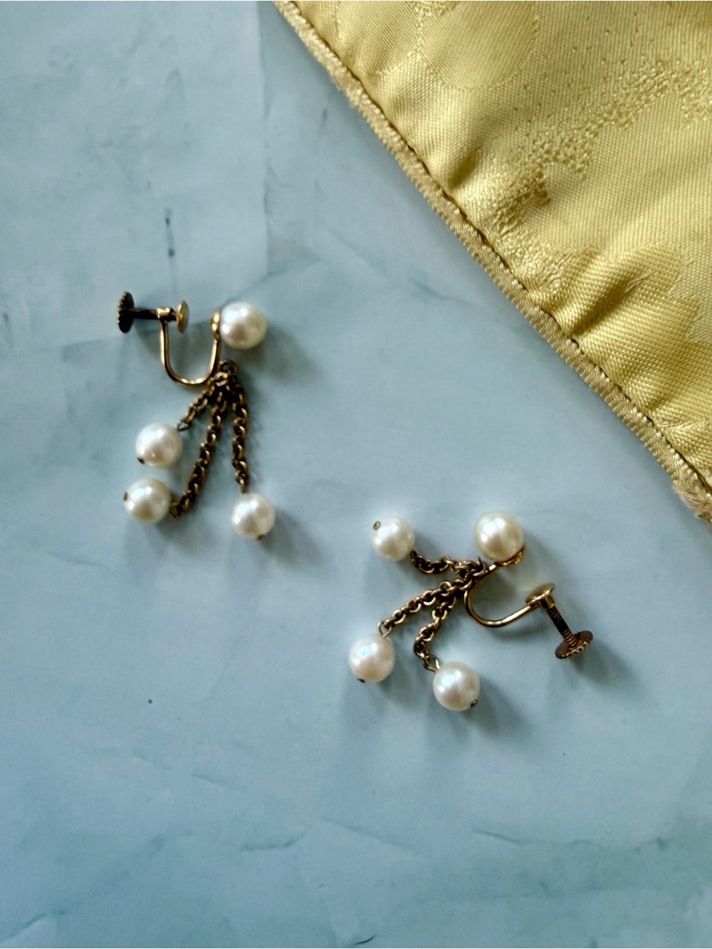 Vintage 12k GF Pearl Dangle Clip-On Earrings - Elegant Cultured White Pearls